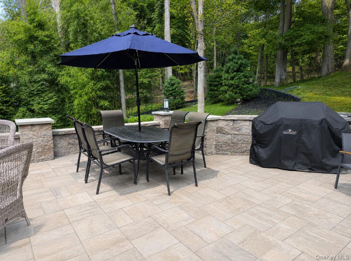 135 Oakwood Road Port Jefferson, NY 11777 - Photo 44 of 48