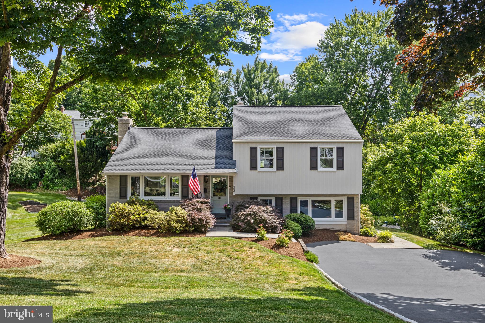 123 Bartholomew Road Berwyn, PA 19312 - Photo 2 of 43 Gallery Image 2