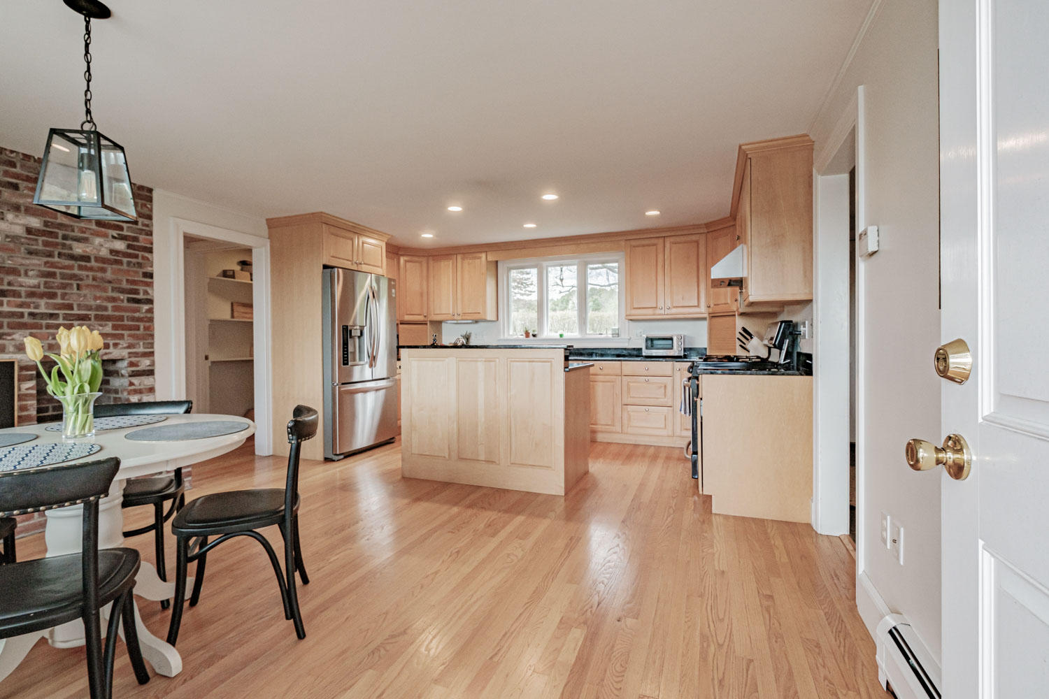 13 Stornoway Road Cumberland, ME 04110 - Photo 7 of 35 4