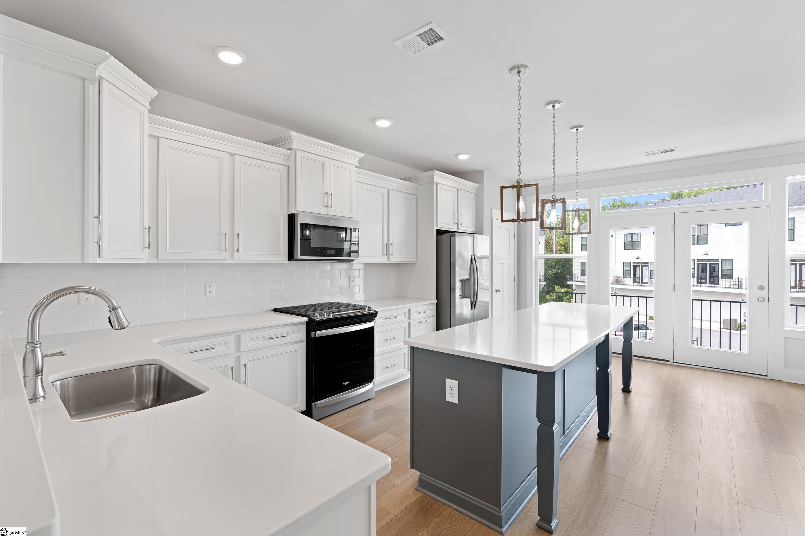 15 Millside Circle Greenville, SC 29605 - Photo 9 of 35