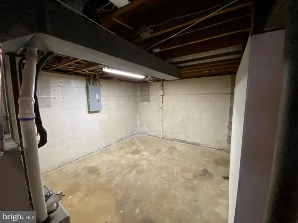 a view of empty room