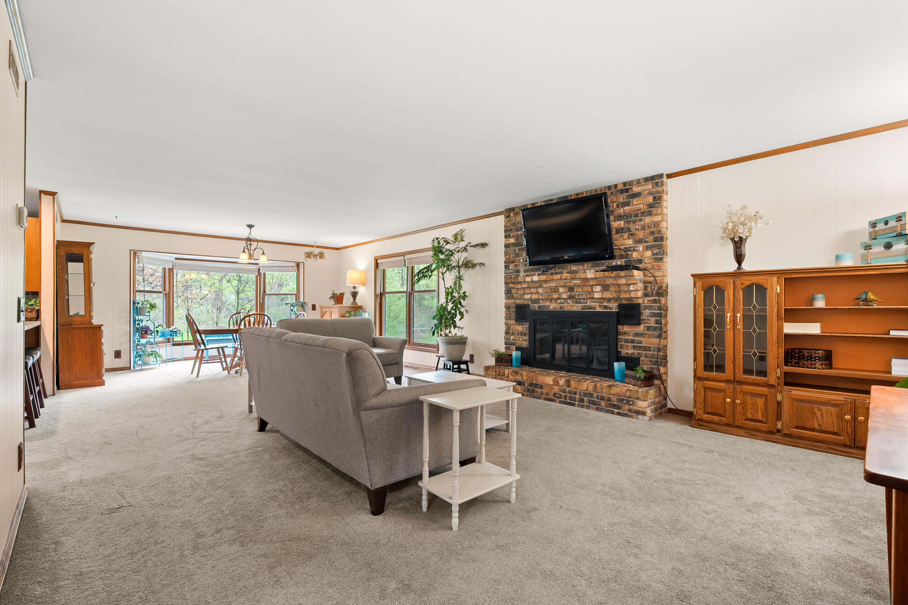 2901 Nichols Road Kalamazoo, MI 49006 - Photo 11 of 44 Nichols Rd 2901 Kalamazoo 49004-3