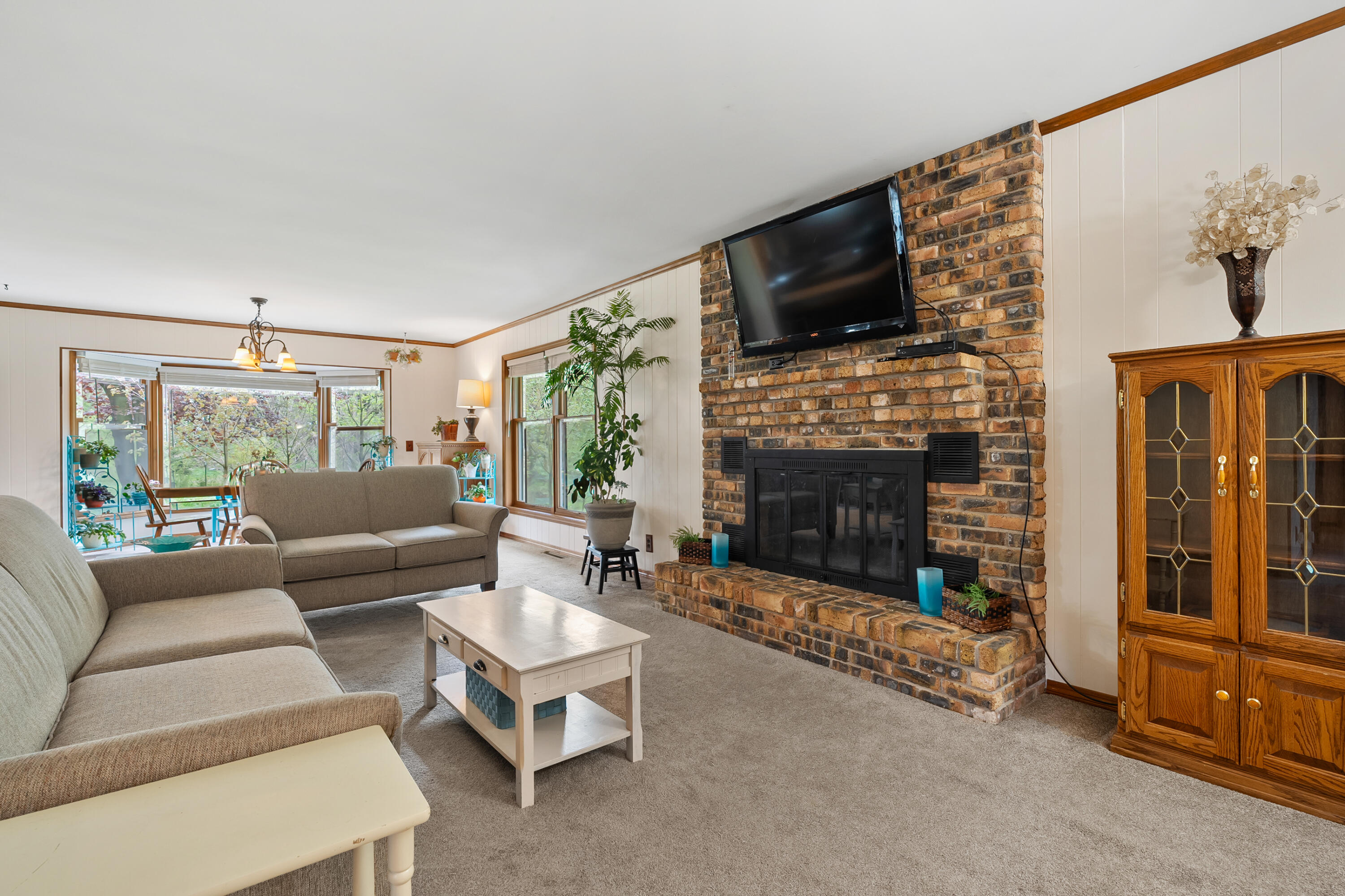 2901 Nichols Road Kalamazoo, MI 49006 - Photo 12 of 44 Nichols Rd 2901 Kalamazoo 49004-4