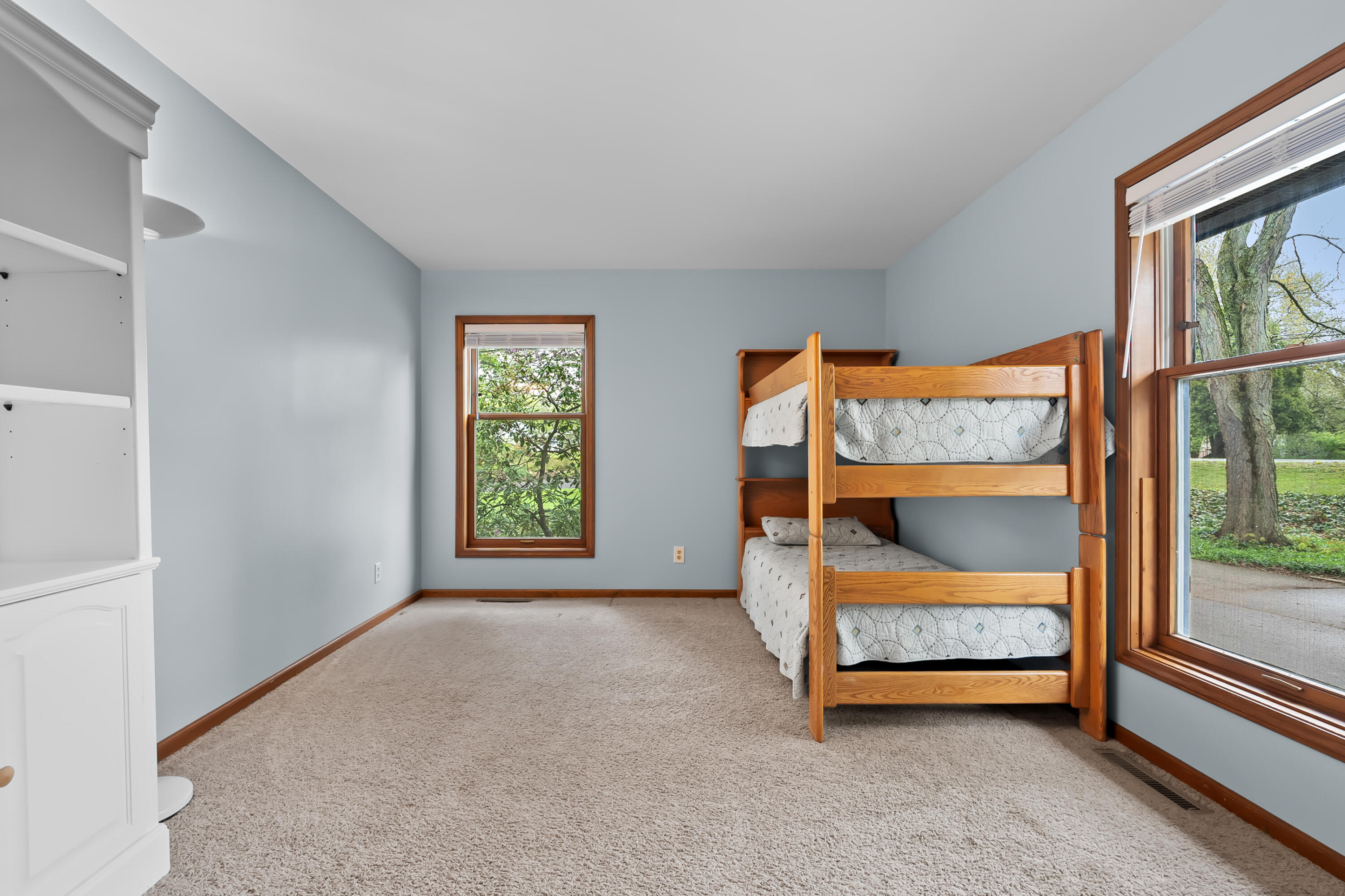 2901 Nichols Road Kalamazoo, MI 49006 - Photo 19 of 44 Nichols Rd 2901 Kalamazoo 49004-27
