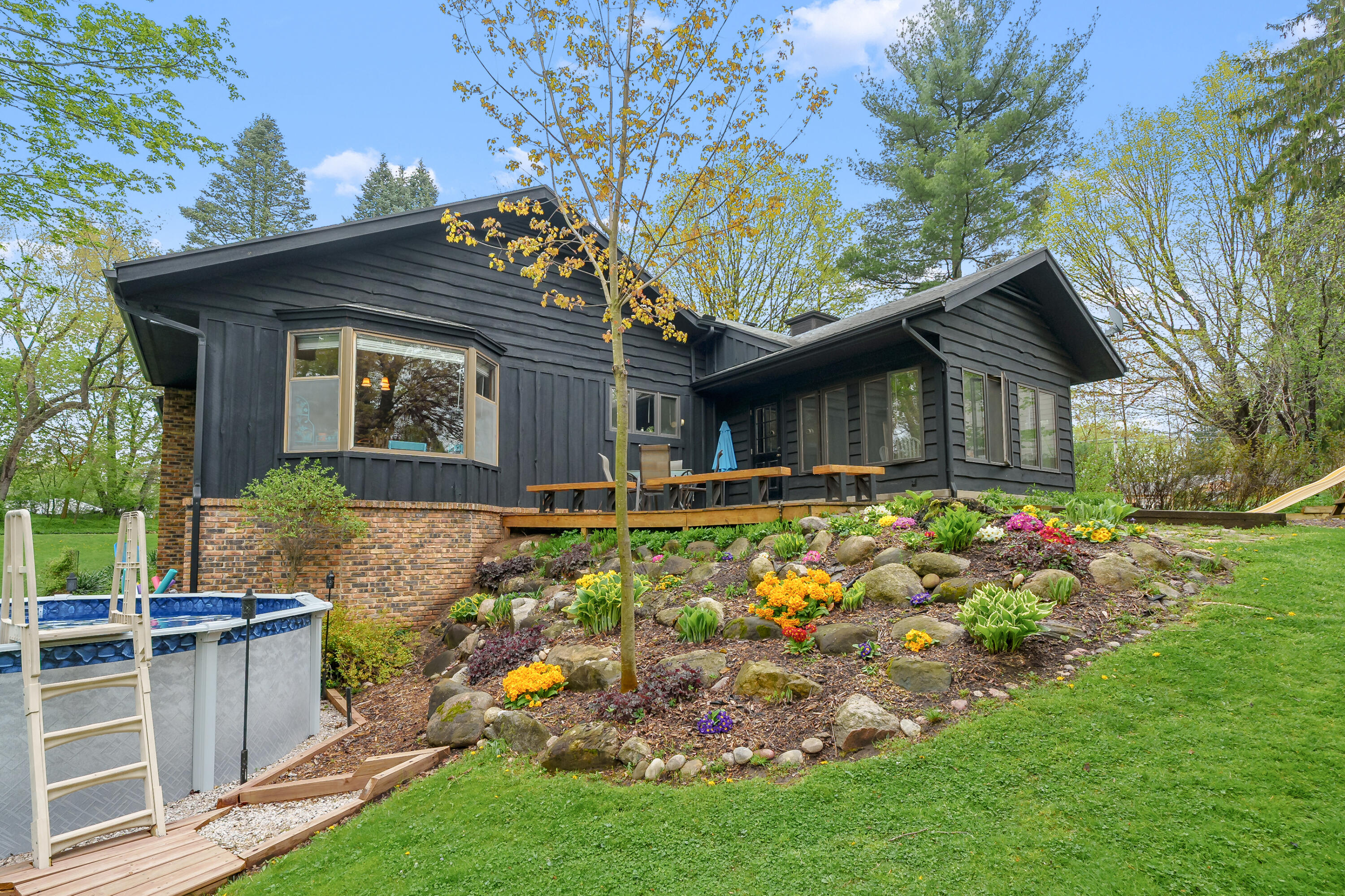 2901 Nichols Road Kalamazoo, MI 49006 - Photo 29 of 44 Nichols Rd 2901 Kalamazoo 49004-41