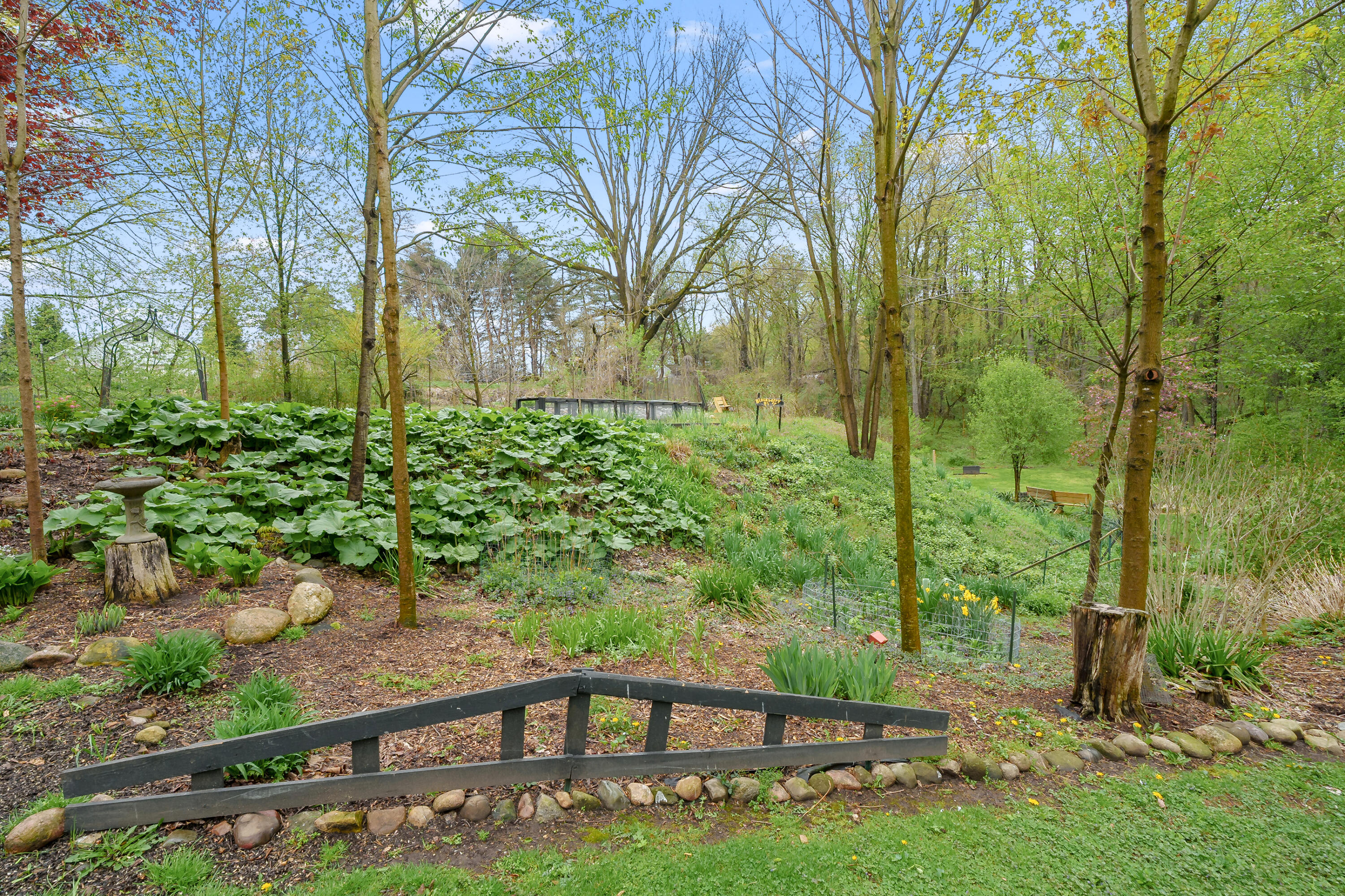 2901 Nichols Road Kalamazoo, MI 49006 - Photo 34 of 44 Nichols Rd 2901 Kalamazoo 49004-43