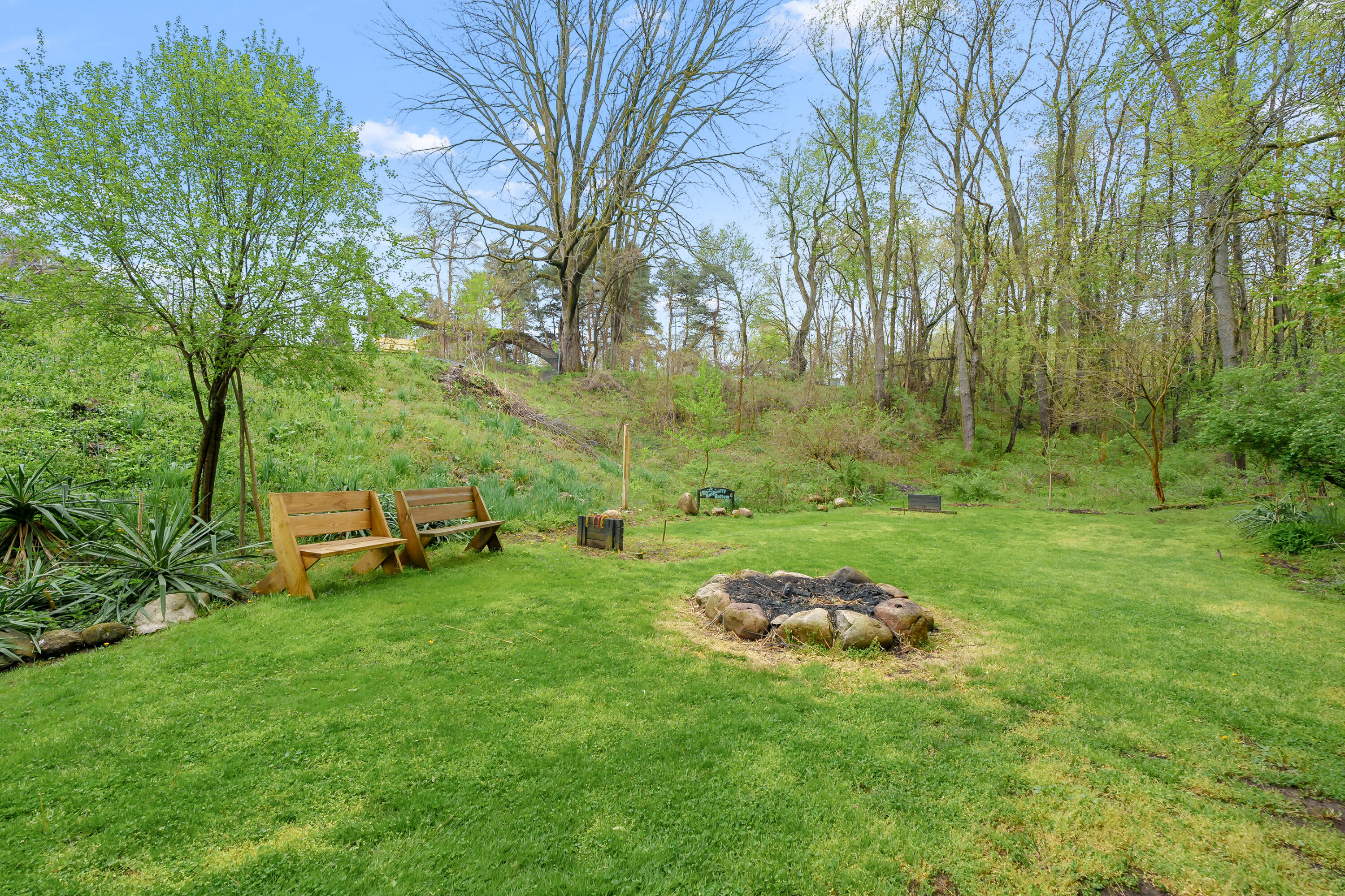 2901 Nichols Road Kalamazoo, MI 49006 - Photo 35 of 44 Nichols Rd 2901 Kalamazoo 49004-44