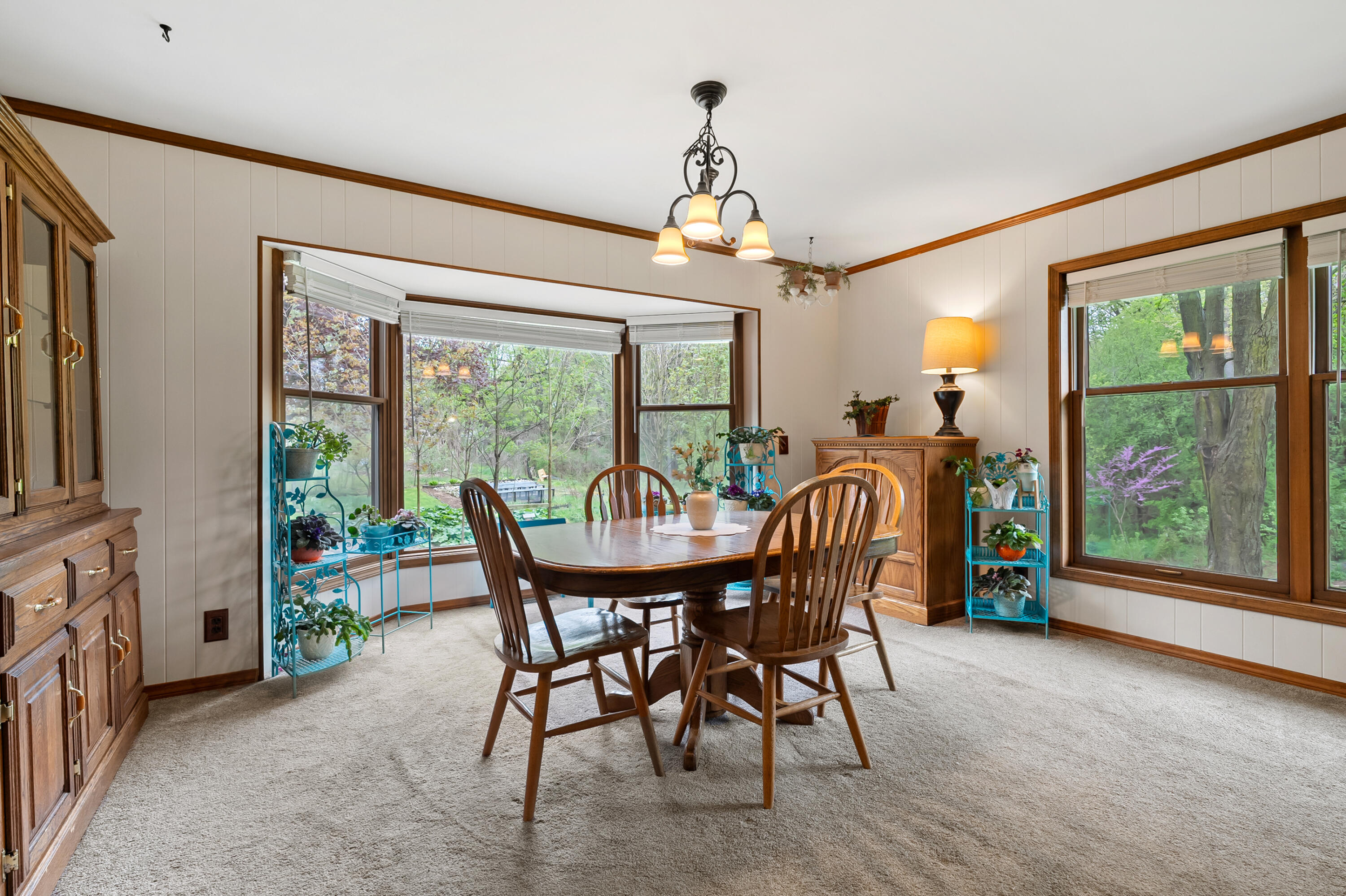 2901 Nichols Road Kalamazoo, MI 49006 - Photo 10 of 44 Nichols Rd 2901 Kalamazoo 49004-8