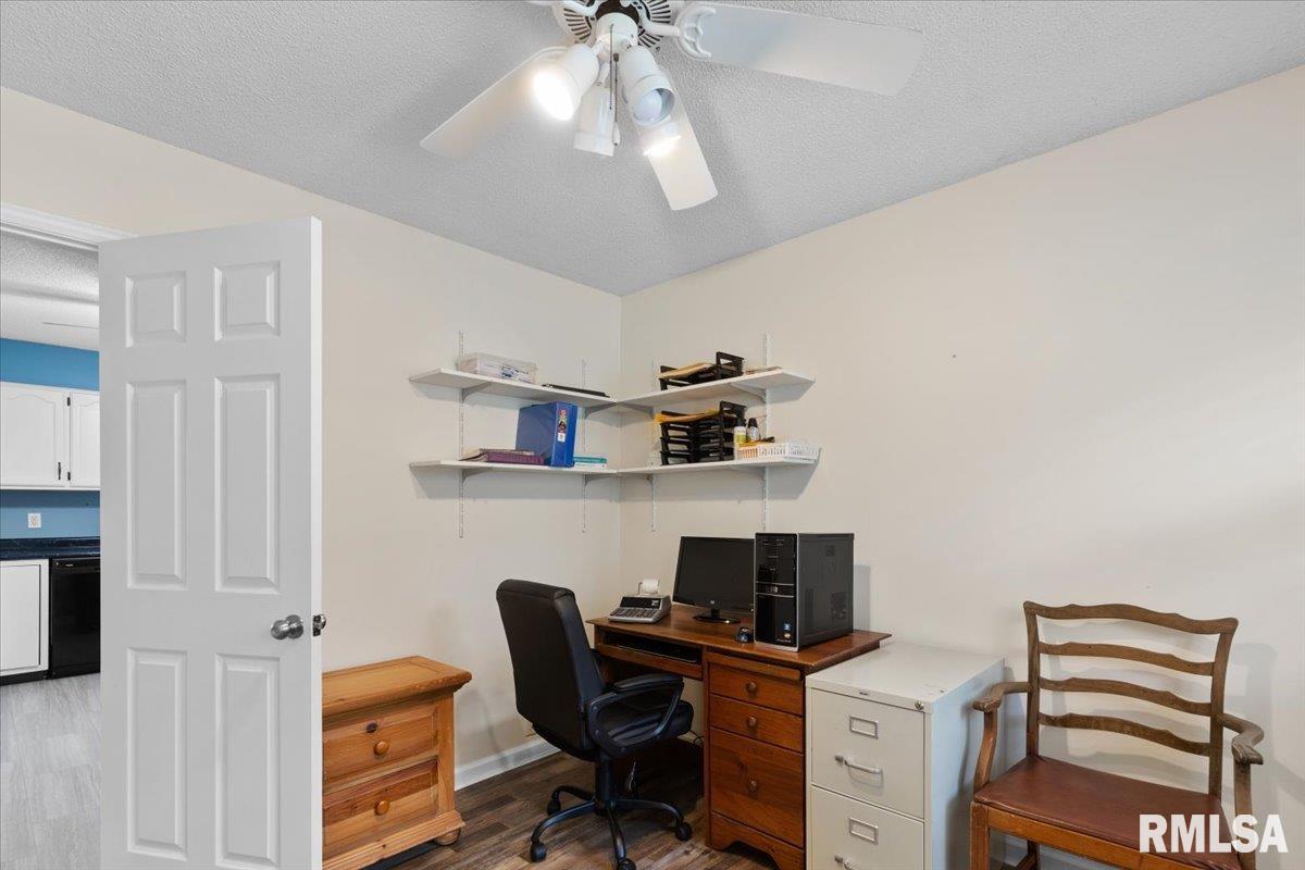 6948 Wards Mill Road Marion, IL 62959 - Photo 13 of 19 Gallery Image 13
