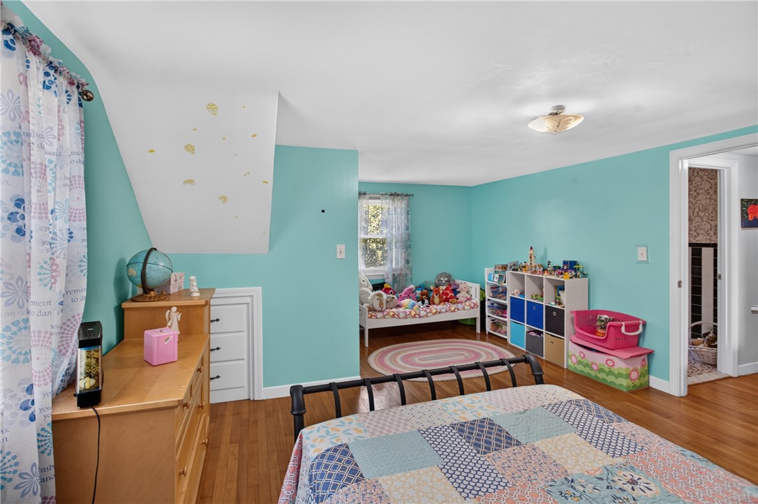 130 Thurston Street Riverside, RI 02915 - Photo 37 of 50 Gallery Image 37