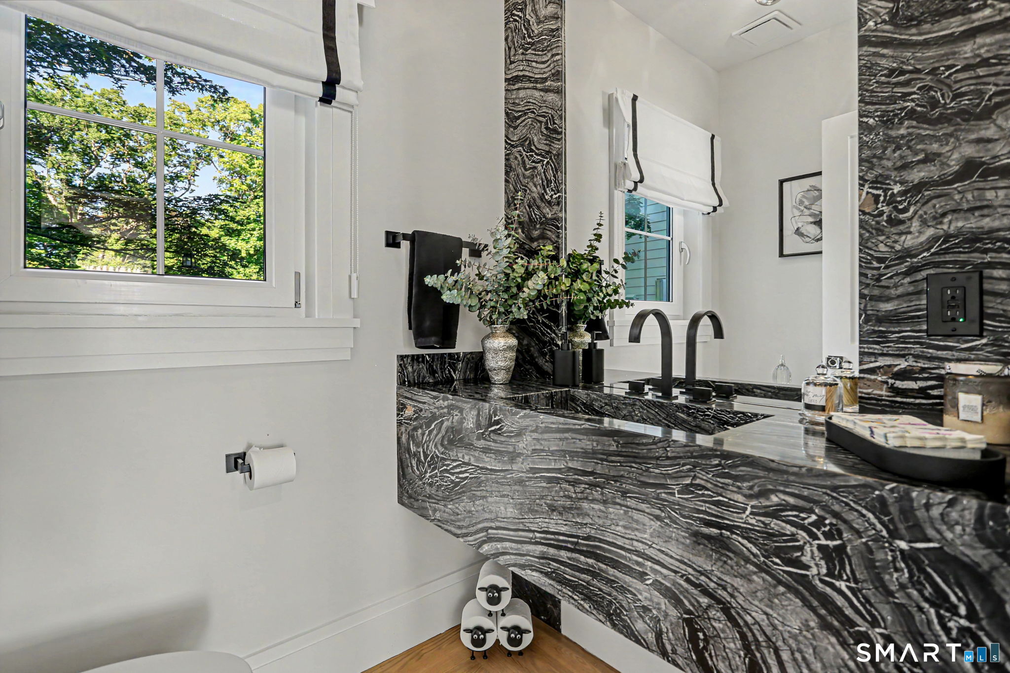 284 Georgetown Road Weston, CT 06883 - Photo 33 of 40