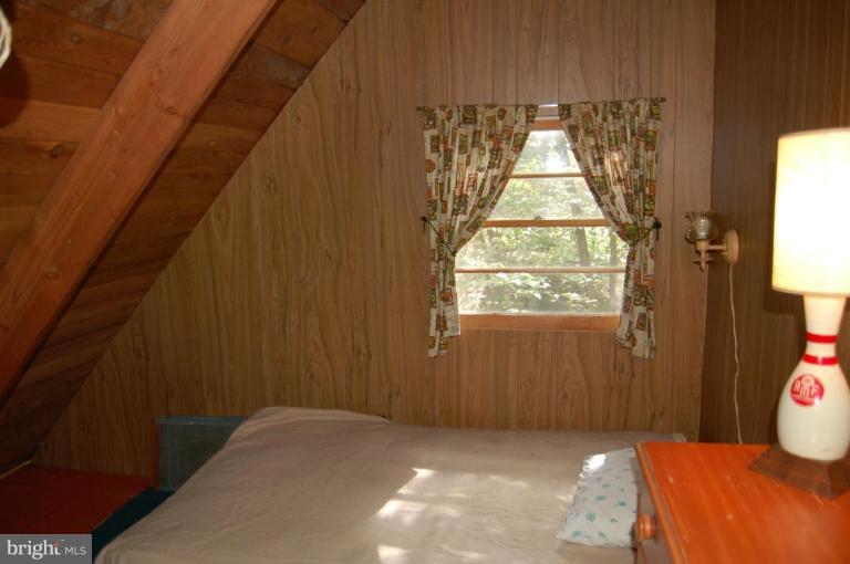133 Elseas Farm Road Linden, VA 22642 - Photo 12 of 22 Barn