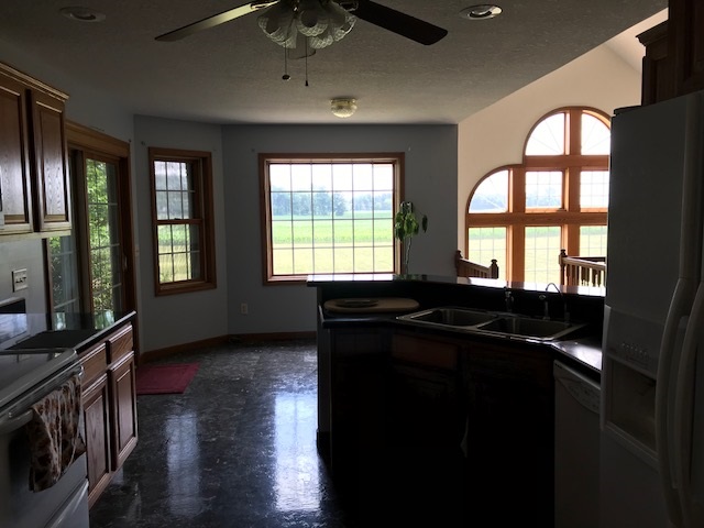 1777 West 50 North Rochester, IN 46975 - Photo 5 of 26