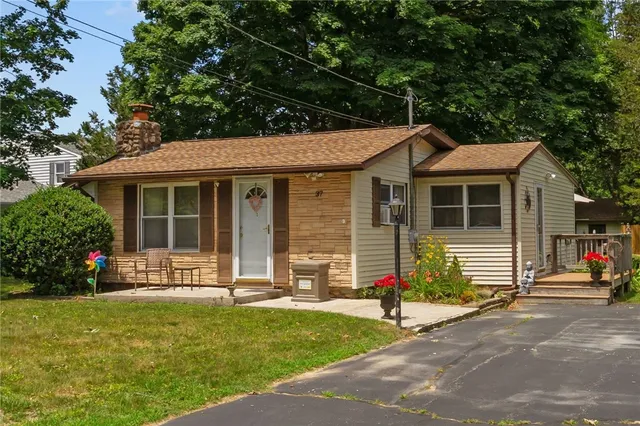 $444,900 | 37 Ridge Road, East Greenwich, RI 02818