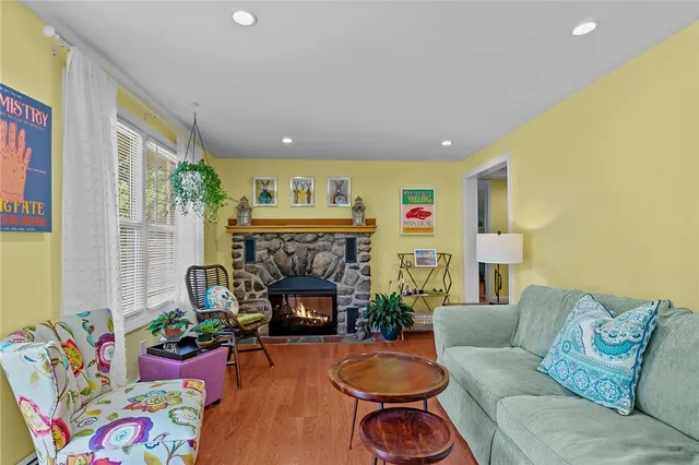 $444,900 | 37 Ridge Road, East Greenwich, RI 02818