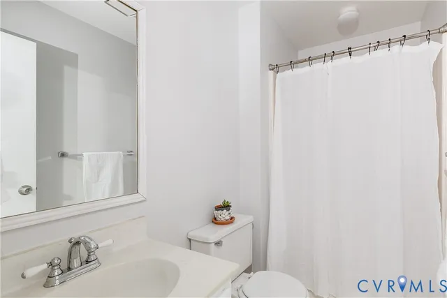 $349,950 | 11431 Brandenburg Drive, Midlothian, VA 23112