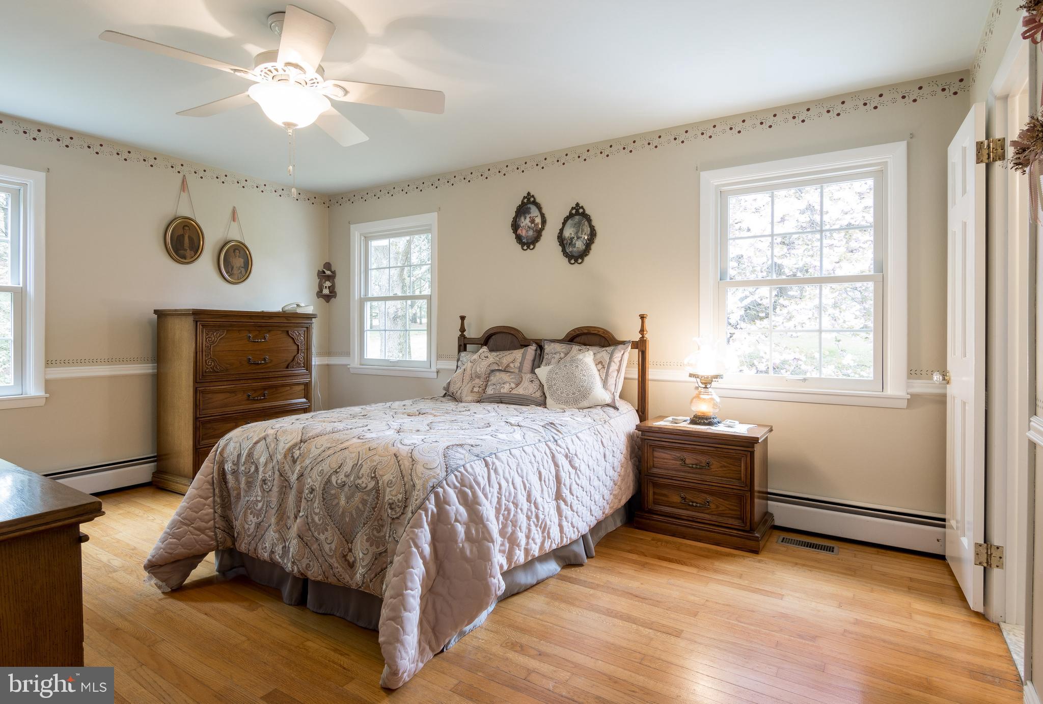 3418 Warehime Road Manchester, MD 21102 - Photo 17 of 43 Large master with amazing views!