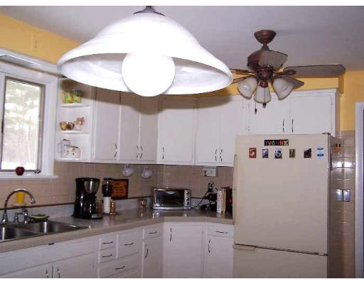 12 Lord Road Templeton, MA 01468 - Photo 6 of 22 Gallery Image 6