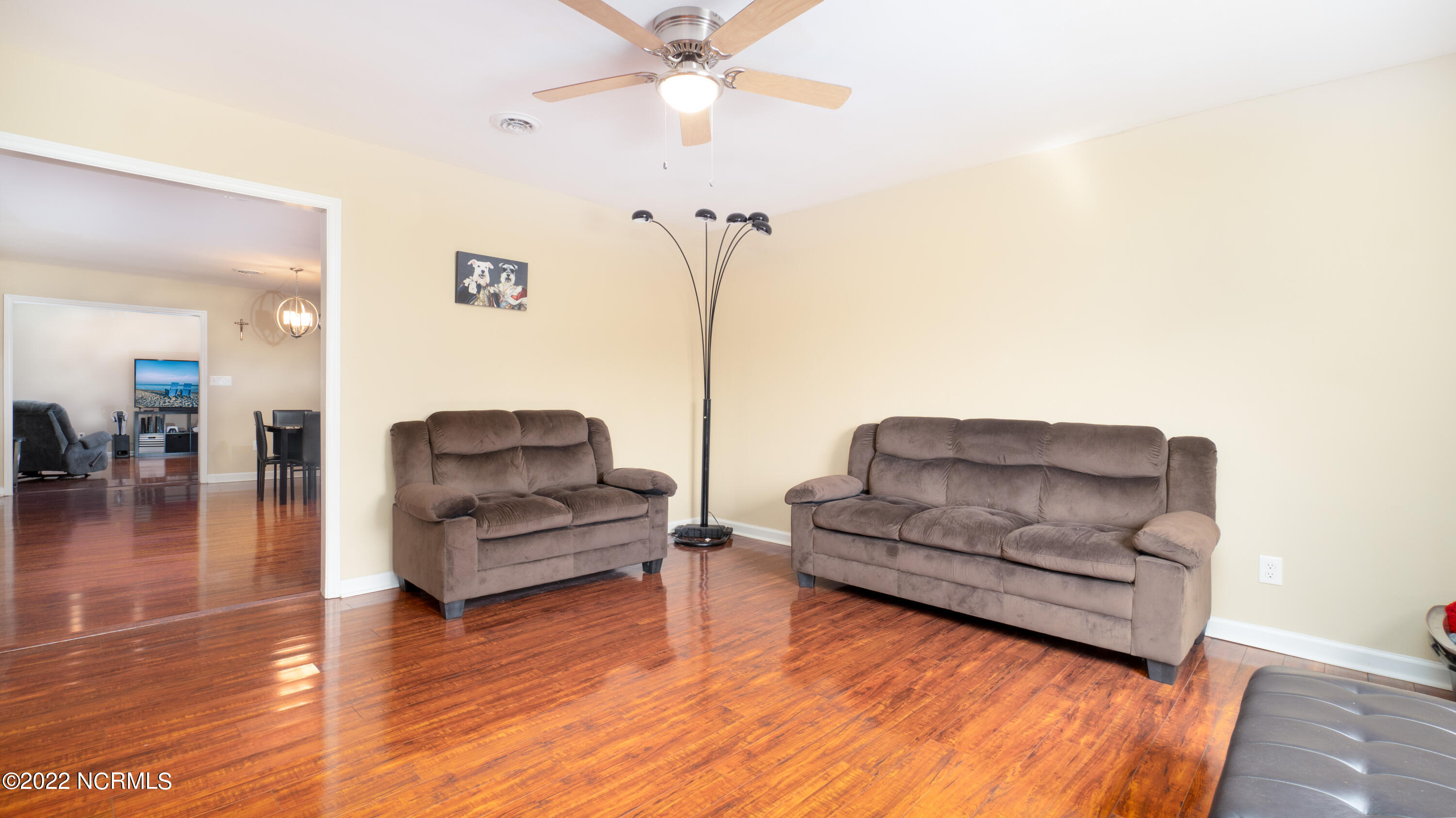 406 Dennis Road Jacksonville, NC 28546 - Photo 11 of 26 3-9