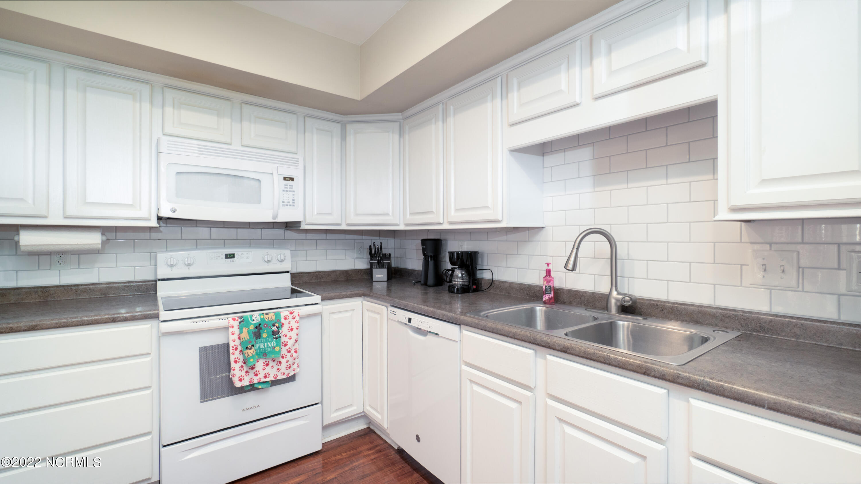 406 Dennis Road Jacksonville, NC 28546 - Photo 14 of 26 3-13