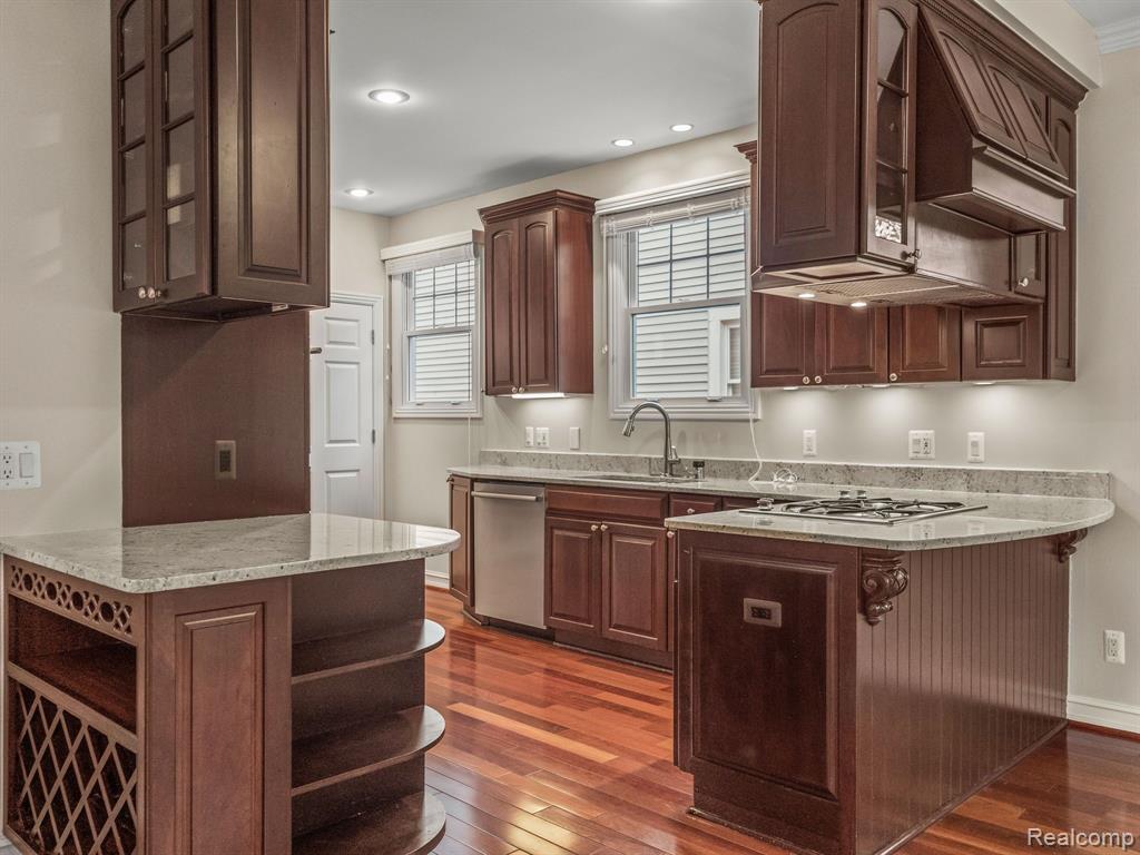 916 Ruffner Avenue Birmingham, MI 48009 - Photo 6 of 23