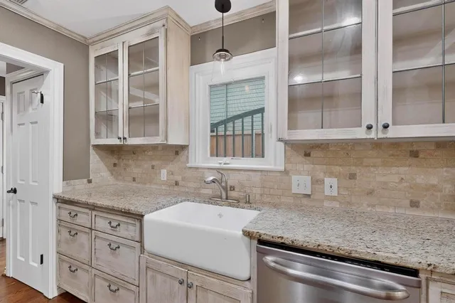 $4,600 | 4810 Stanford Avenue, Dallas, TX 75209