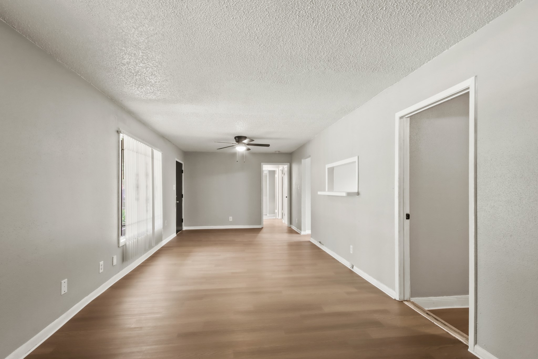 7306 Parker Road Houston, TX 77016 - Photo 3 of 18