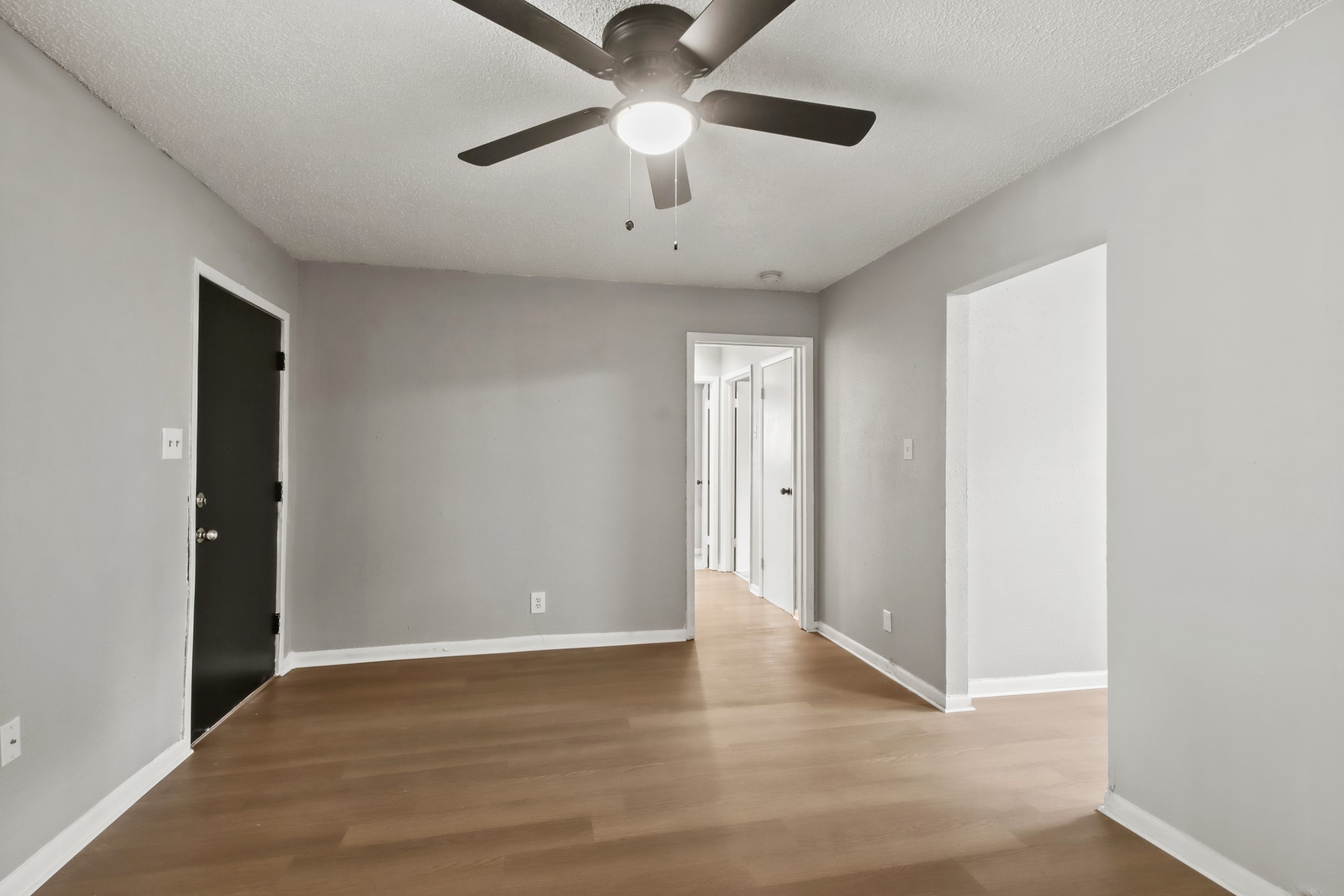 7306 Parker Road Houston, TX 77016 - Photo 6 of 18