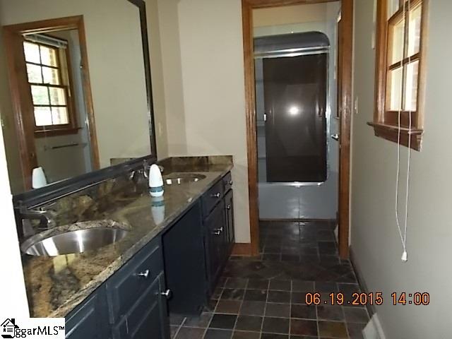 1296 Old Liberty Road Easley, SC 29640 - Photo 12 of 18