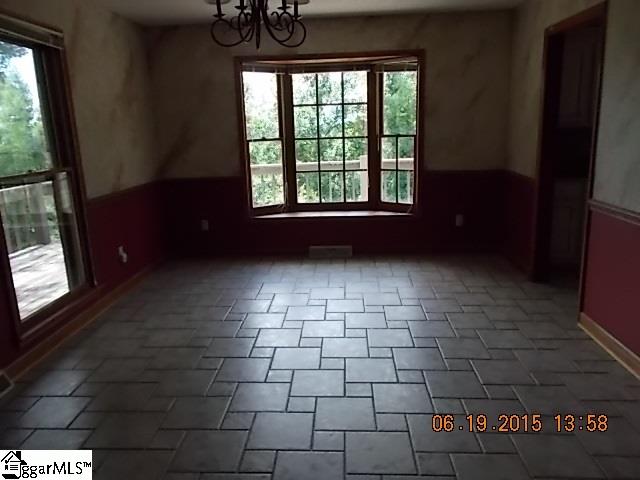 1296 Old Liberty Road Easley, SC 29640 - Photo 5 of 18