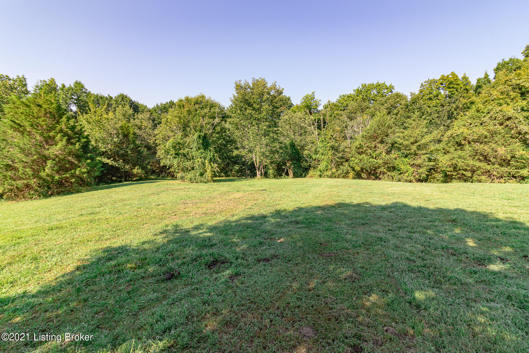 2-tracts Haley Road Shelbyville, KY 40065 - Photo 13 of 22 Fenced area at the top of the property