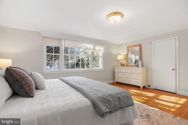 $829,900 | 923 Winding Lane, Media, PA 19063