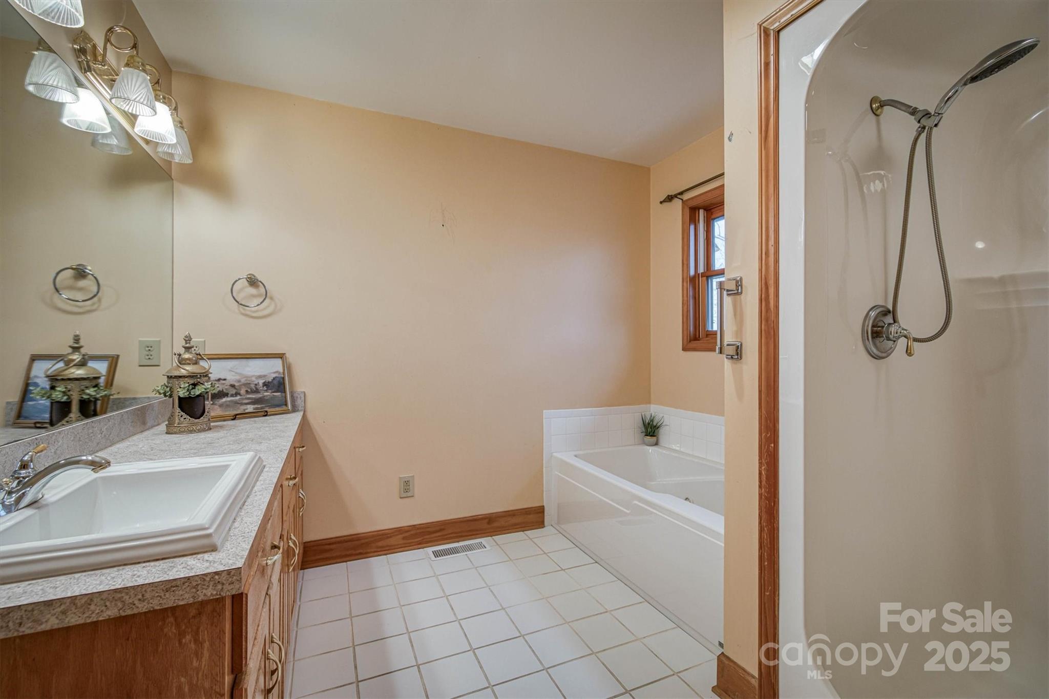 1521 Old Jonas Ridge Road Newland, NC 28657 - Photo 16 of 40