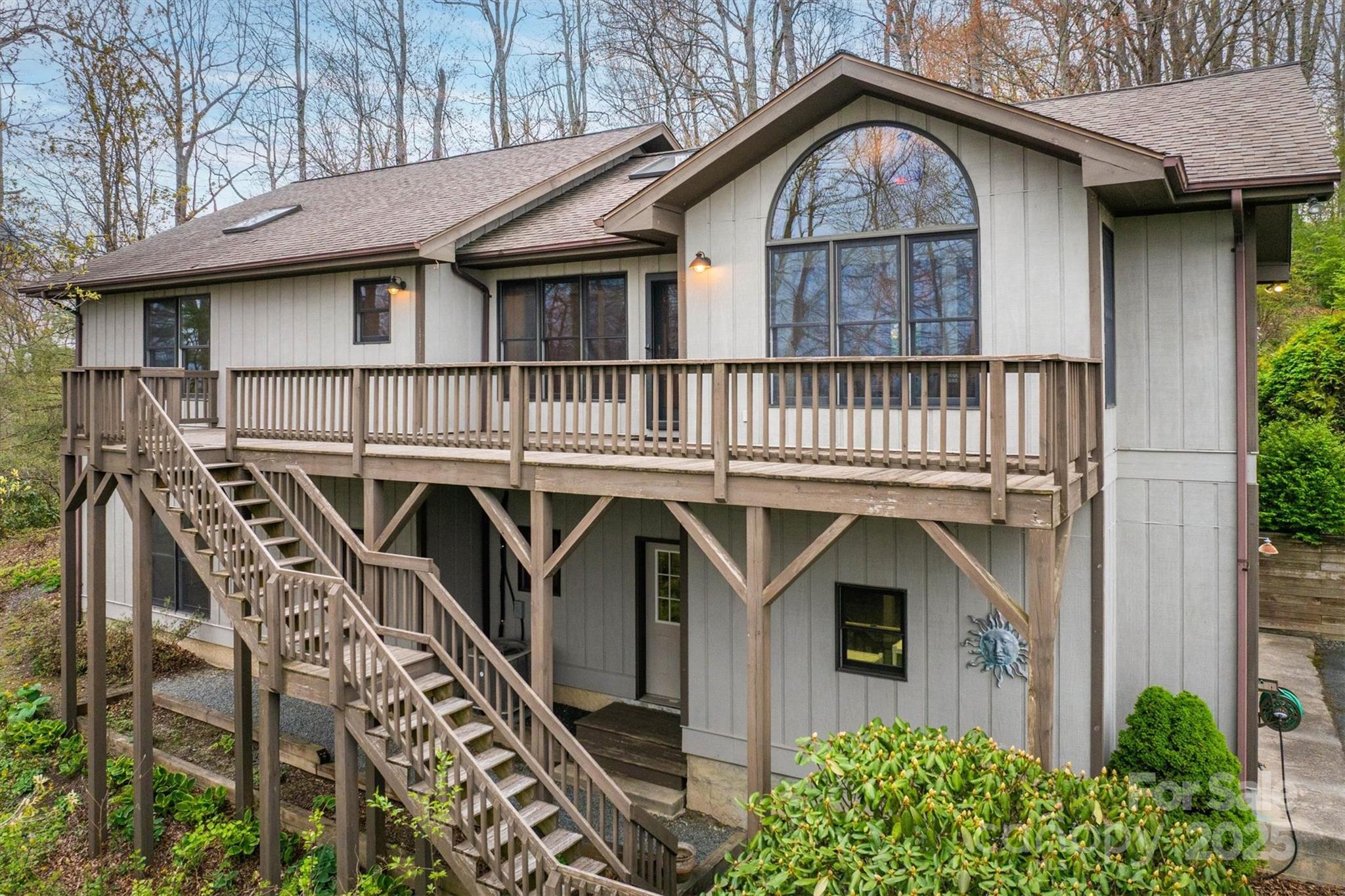 1521 Old Jonas Ridge Road Newland, NC 28657 - Photo 37 of 40