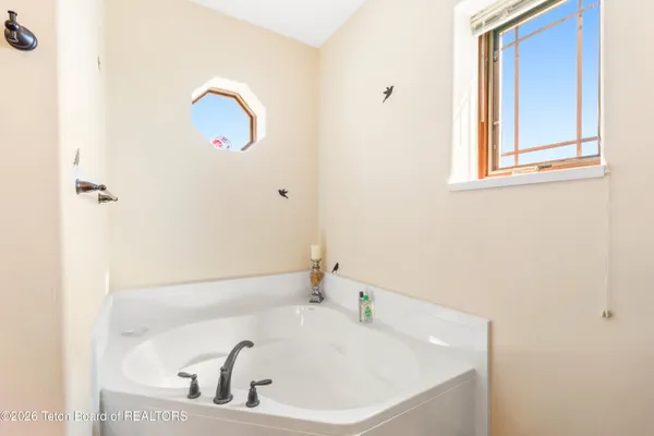 $5,900,000 | 2220 Aspen Hollow Road, Thayne, WY 83127