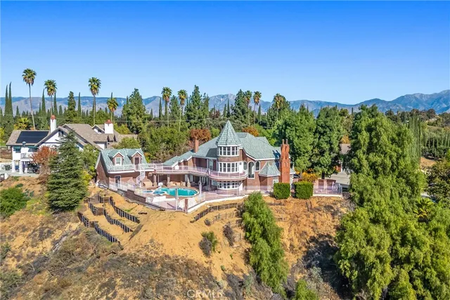 $1,690,000 | 1608 Smiley Ridge, Redlands, CA 92373
