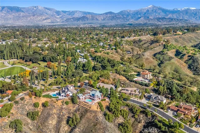$1,690,000 | 1608 Smiley Ridge, Redlands, CA 92373