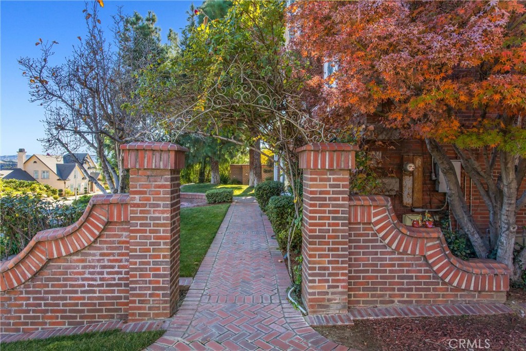 1608 Smiley Ridge Redlands, CA 92373 - Photo 6 of 20