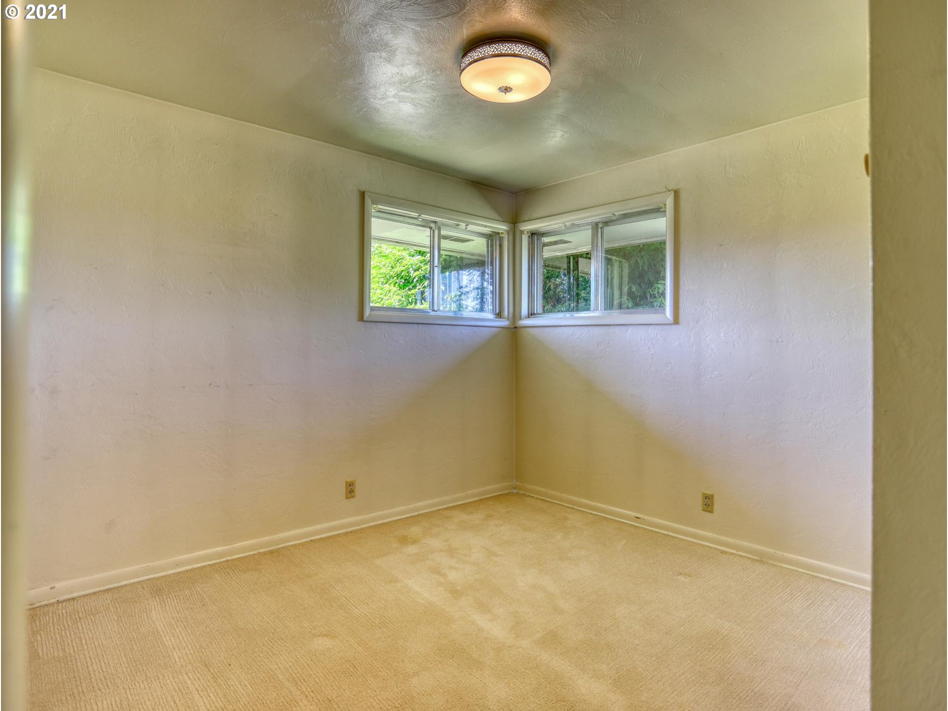 1014 37th Avenue Southwest Albany, OR 97321 - Photo 14 of 32