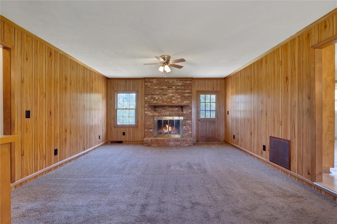 134 Merrily Circle Woodruff, SC 29388 - Photo 4 of 20