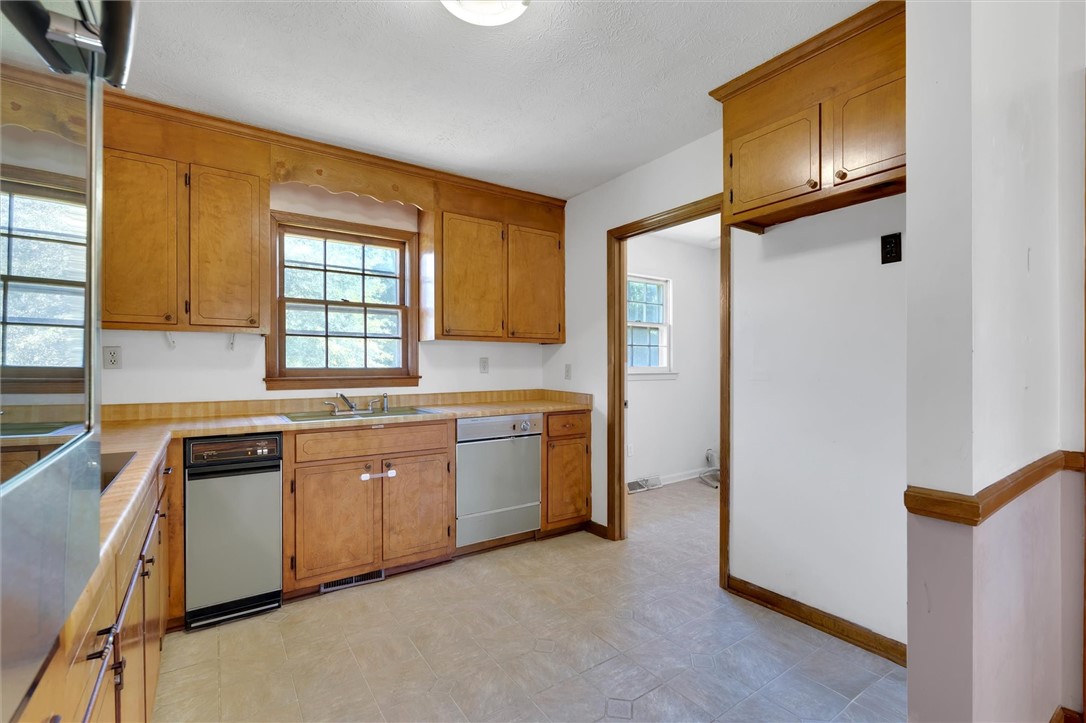 134 Merrily Circle Woodruff, SC 29388 - Photo 6 of 20