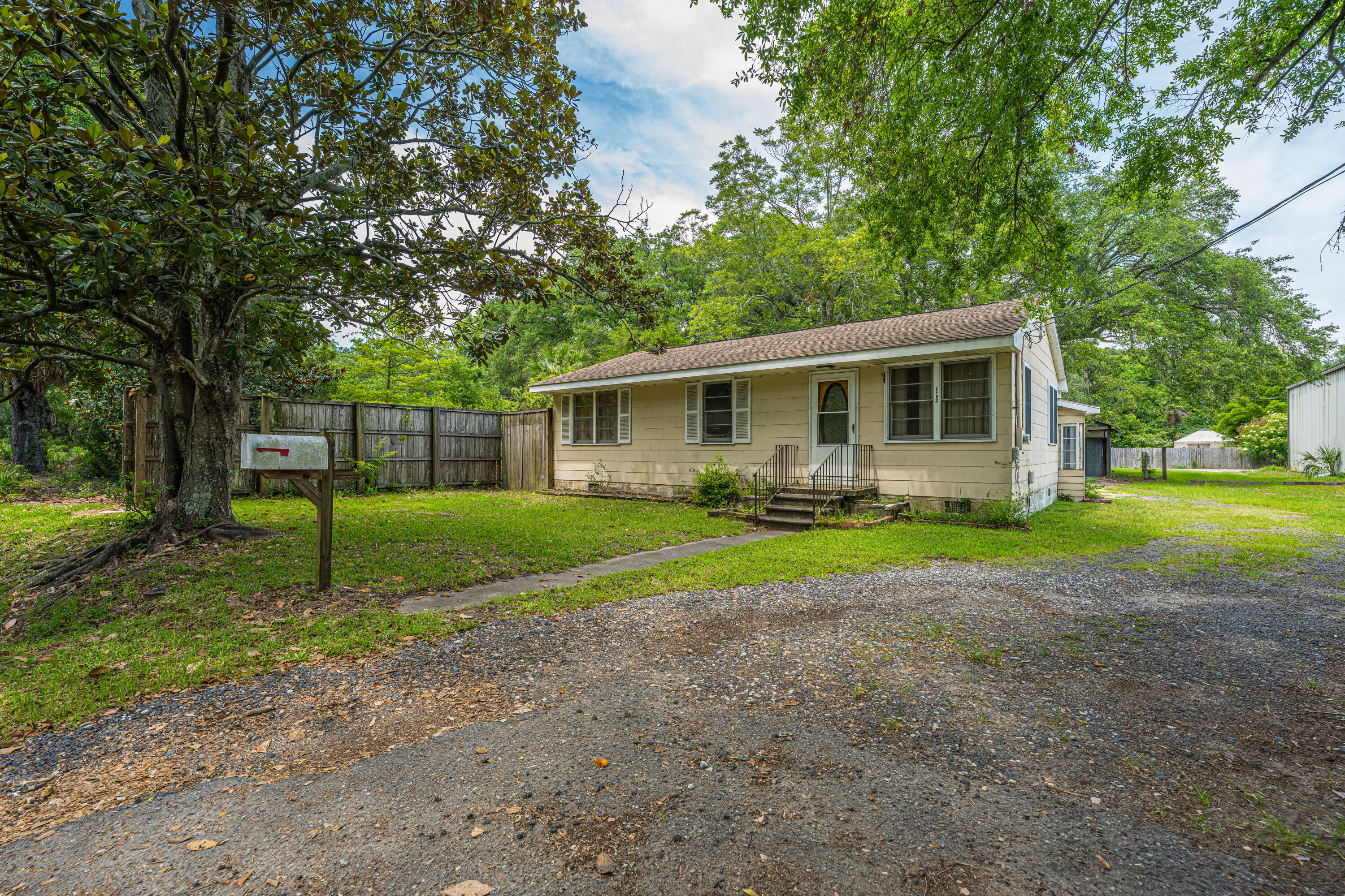 1182 Russell Drive Mount Pleasant, SC 29464 - Photo 25 of 57