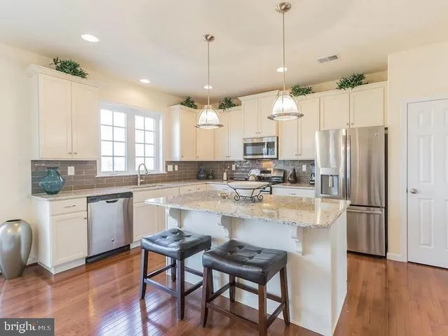 $483,900 | 2 Obsidian Drive, Felton, DE 19943