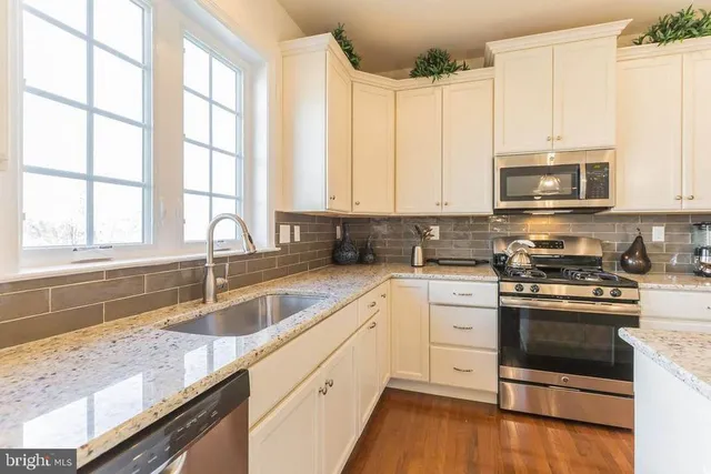 $483,900 | 2 Obsidian Drive, Felton, DE 19943