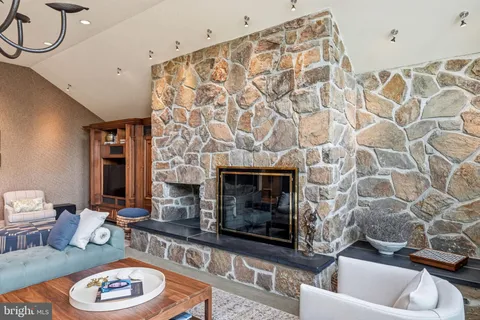 $2,300,000 | 728 Mill Street, Moorestown, NJ 08057
