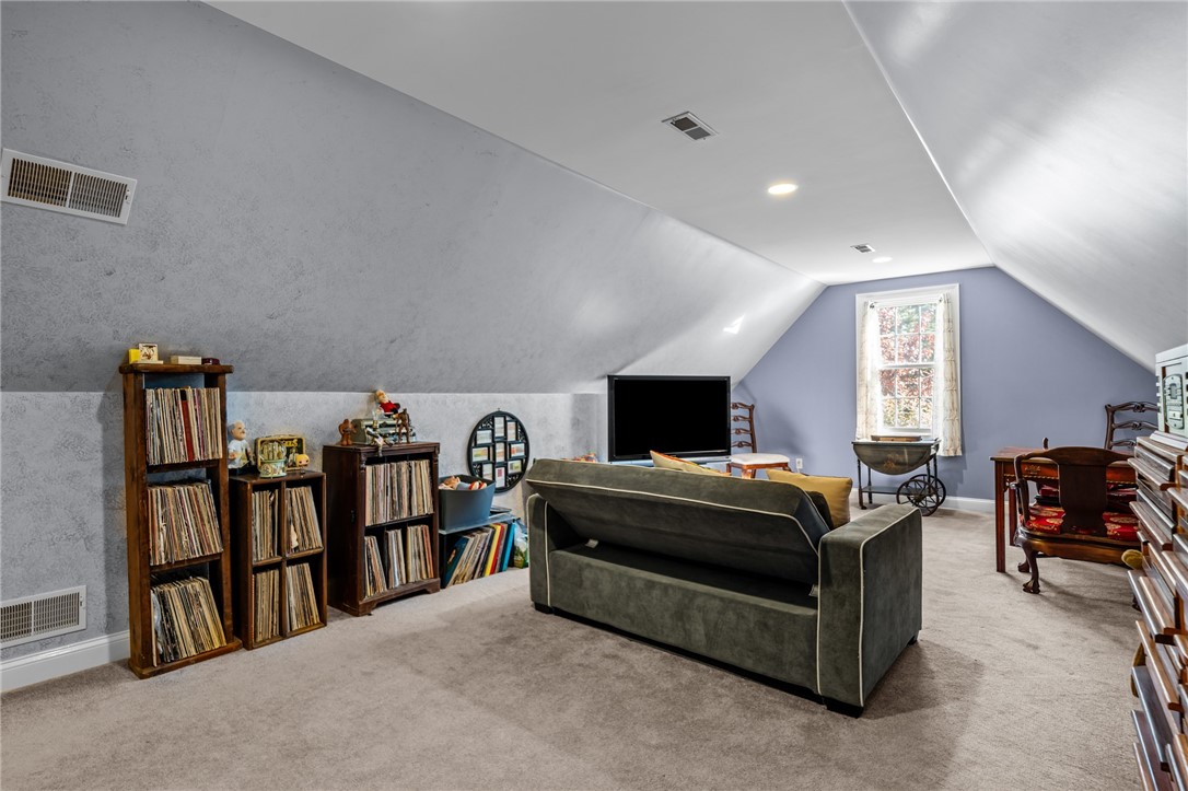 1158 Sisson Road Coventry, RI 02827 - Photo 24 of 50