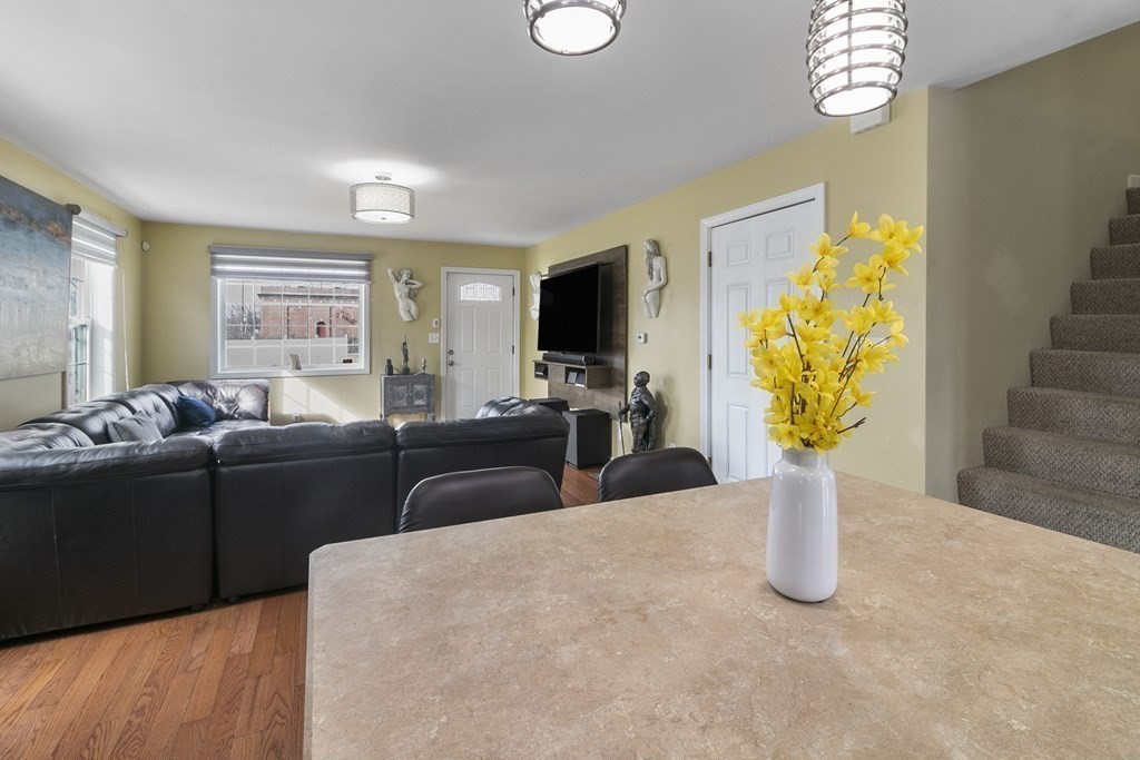 115 Clayton Street Springfield, MA 01107 - Photo 13 of 40 Gallery Image 13