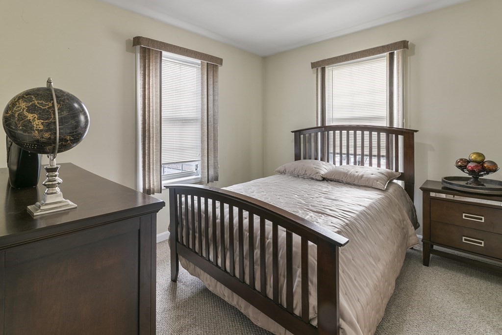 115 Clayton Street Springfield, MA 01107 - Photo 17 of 40 Gallery Image 17