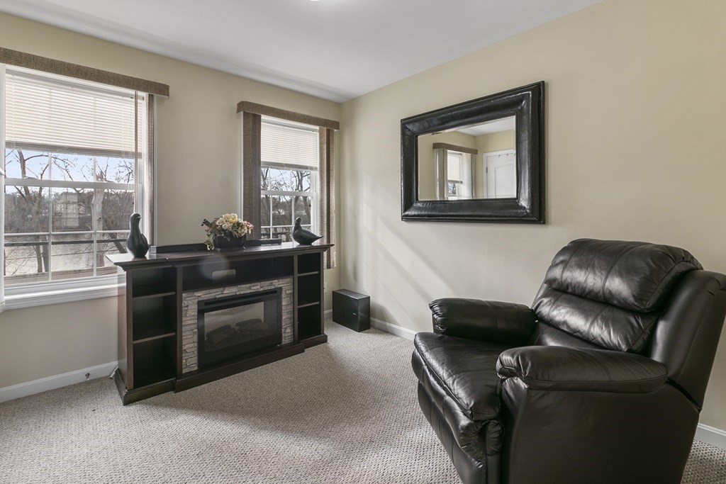 115 Clayton Street Springfield, MA 01107 - Photo 20 of 40 Gallery Image 20