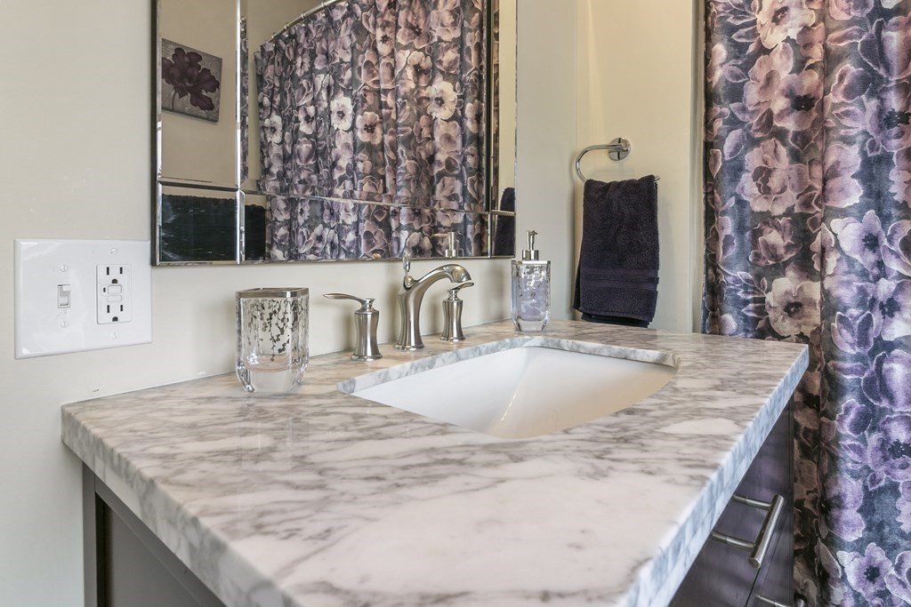 115 Clayton Street Springfield, MA 01107 - Photo 26 of 40 Gallery Image 26